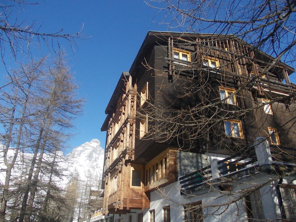 Chalet Valdotain Hotel Breuil-Cervinia Exterior foto