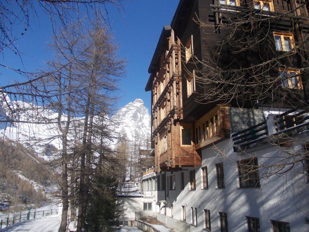 Chalet Valdotain Hotel Breuil-Cervinia Exterior foto